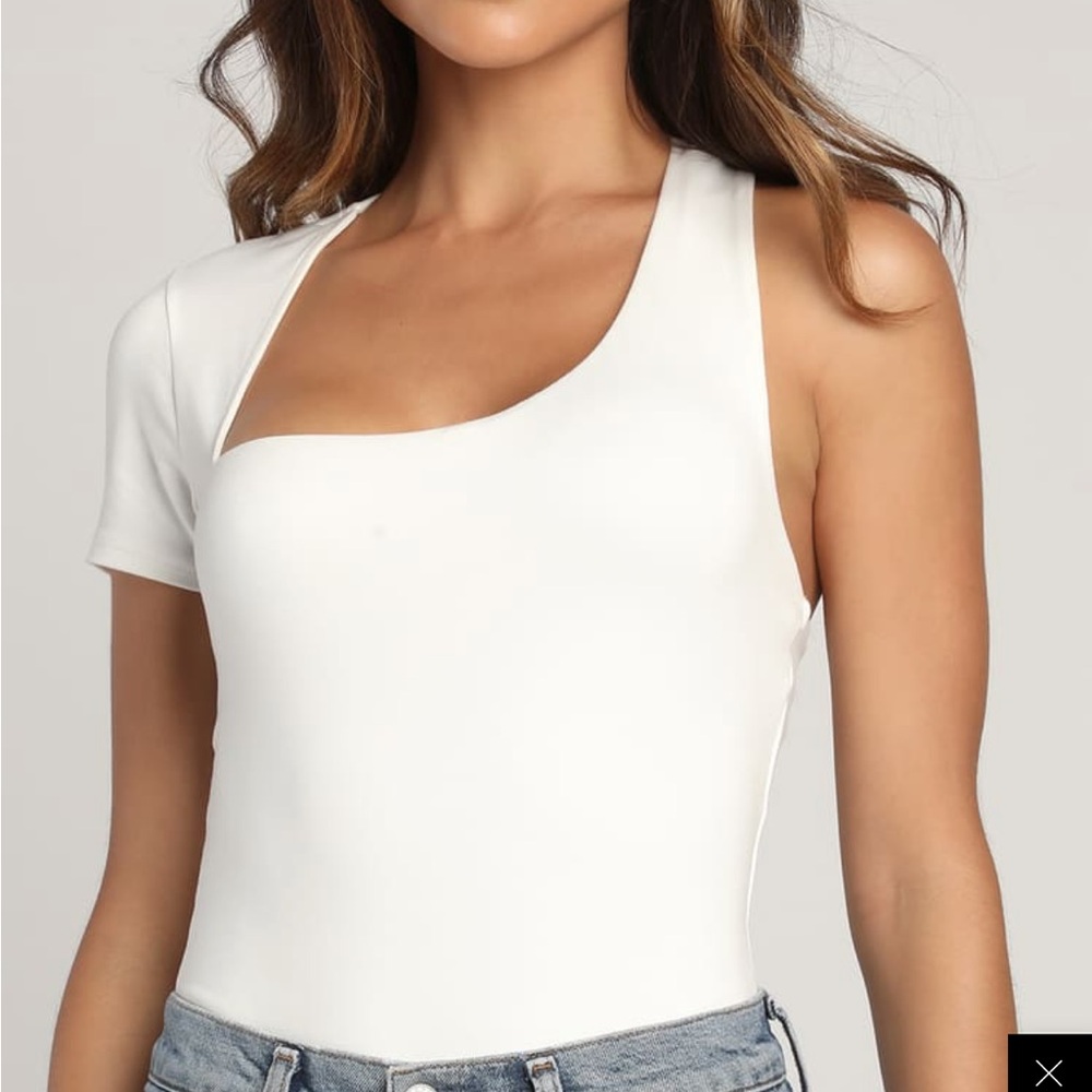 Lulus Chic Affair White Short Sleeve Asymmetrical Bodysuit